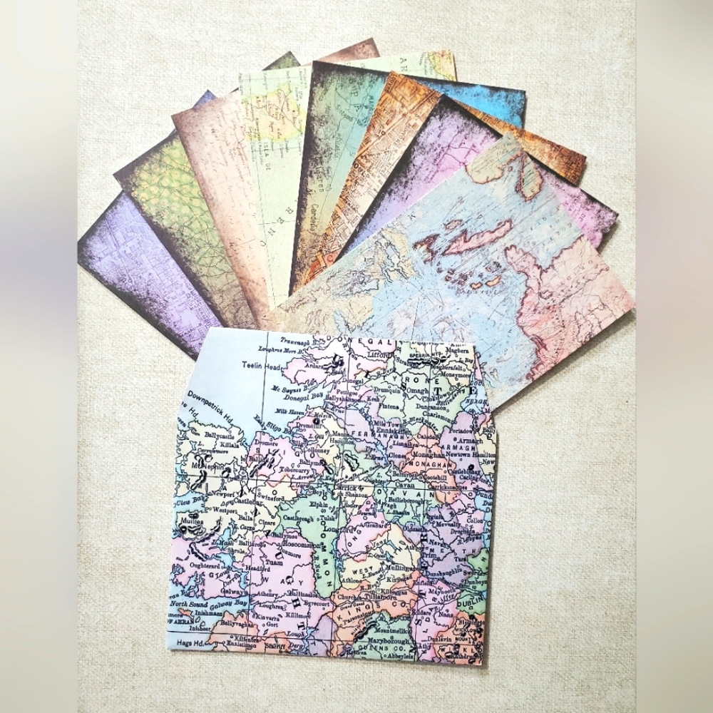 😀 HAND CRAFTED Set of 8 map print cards took with 1 map envelope.